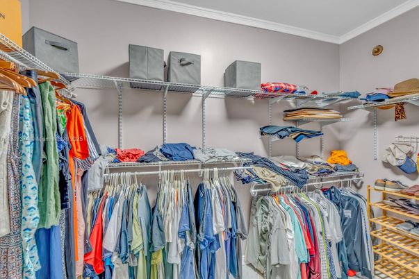 Interior, Walk-in Closets