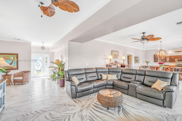 Interior, Kitchen, Living room, Marble, Pendant Lights, Recessed Lighting, Stainless Steel Appliances