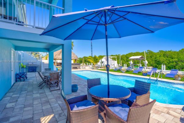 Exterior, Pool, Water