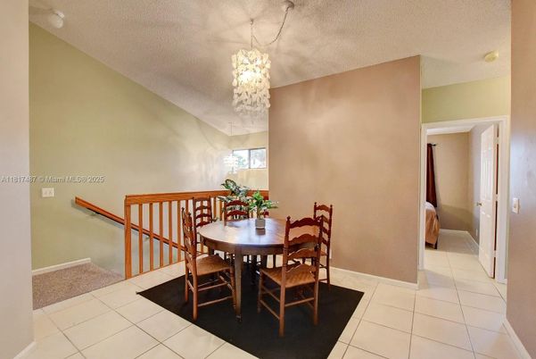 Chandelier, Dining room, Interior