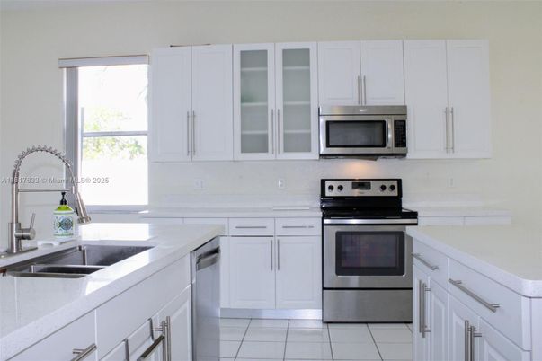 Interior, Kitchen, Stainless Steel Appliances