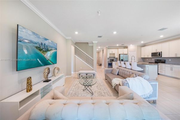 Interior, Kitchen, Living room, Recessed Lighting, Stainless Steel Appliances