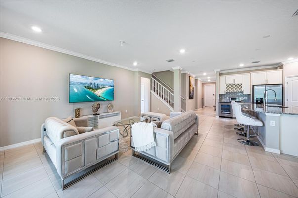Interior, Kitchen, Living room, Recessed Lighting, Stainless Steel Appliances