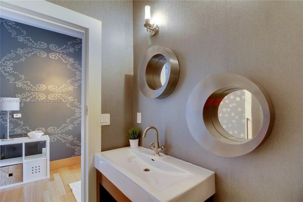 Bathroom, Interior, Wood Texture Flooring