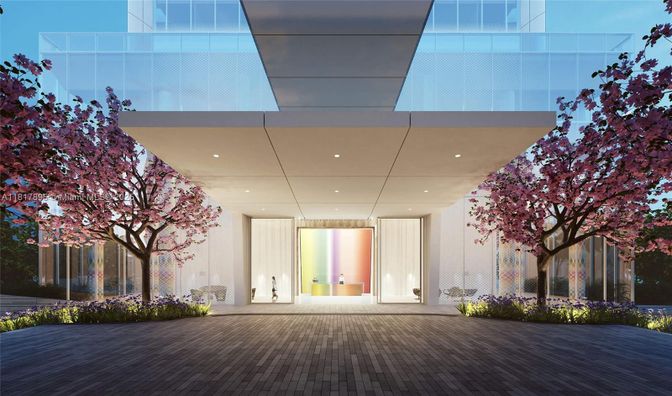 Exterior, Facade, Modern