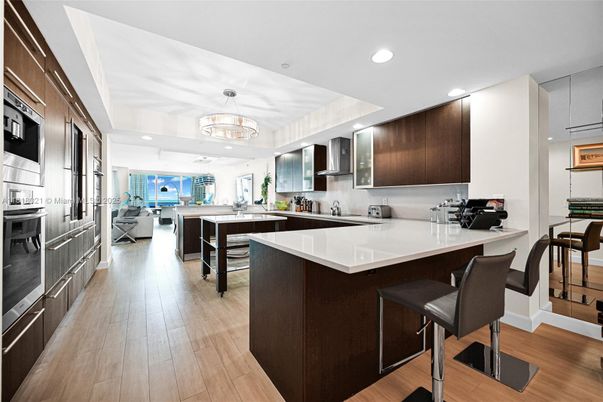 Interior, Recessed Lighting, Wood Texture Flooring, Wooden Walls