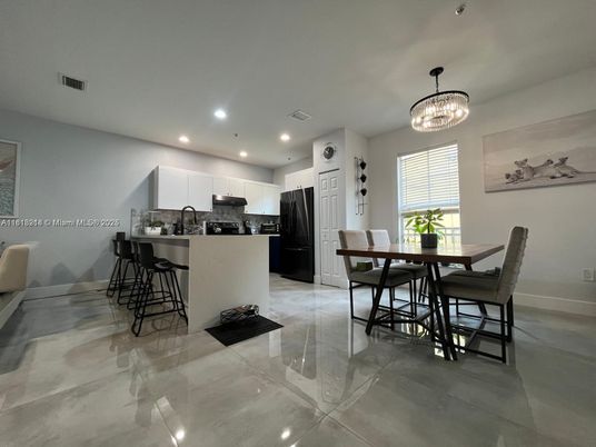 Chandelier, Dining room, Interior, Kitchen, Recessed Lighting