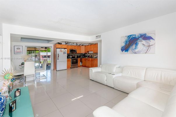 Interior, Kitchen, Living room