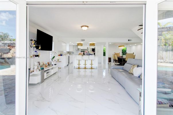 Dining room, Interior, Kitchen, Marble