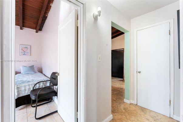 Bedroom, Interior, Wooden Beams, Wooden Ceilings