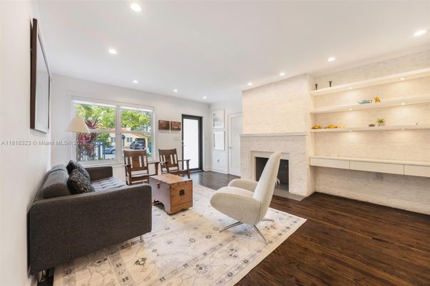 Fireplace, Interior, Living room, Recessed Lighting, Wood Texture Flooring
