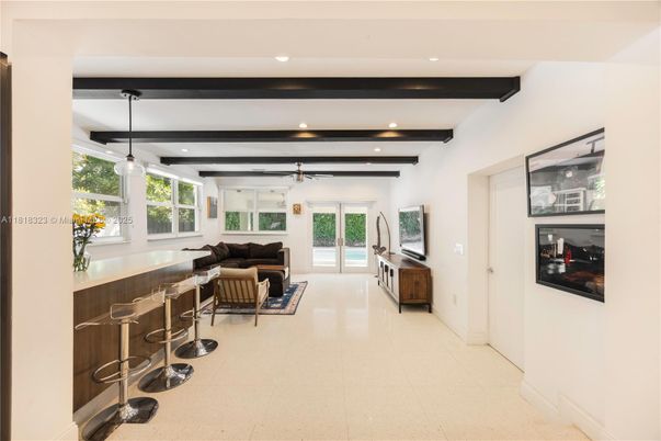 Interior, Living room, Pendant Lights, Recessed Lighting, Wooden Beams