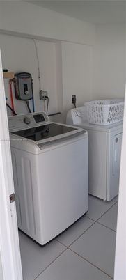 Interior, Washer