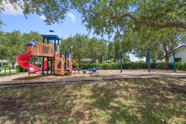 Backyard, Exterior, Playground