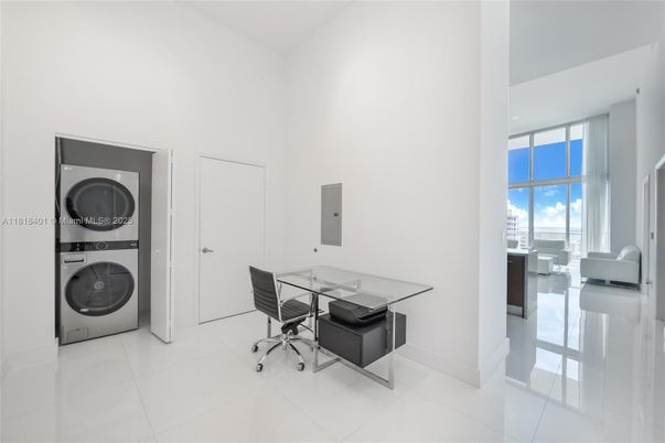 Home Office, Interior, Washer, Water