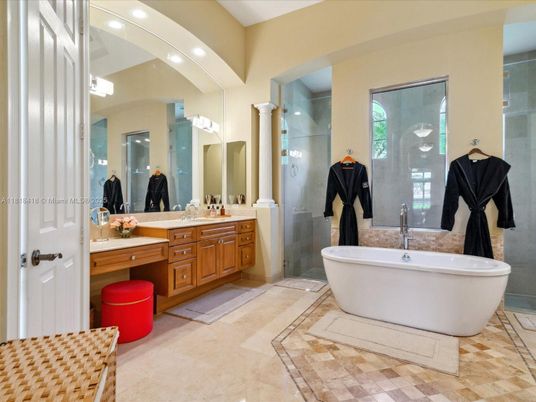 Bathroom, Dual Sink Vanities, Free Standing Baths, Interior, Recessed Lighting