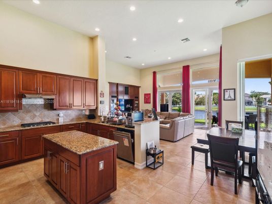 Dining room, Interior, Kitchen, Living room, Recessed Lighting