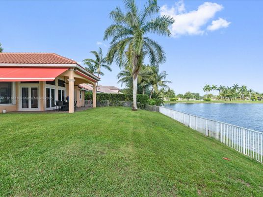 Backyard, Exterior, Water