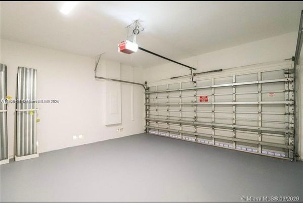 Garage, Interior, Recessed Lighting