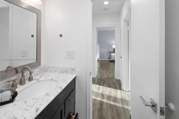 Bathroom, Interior, Recessed Lighting, Wood Texture Flooring