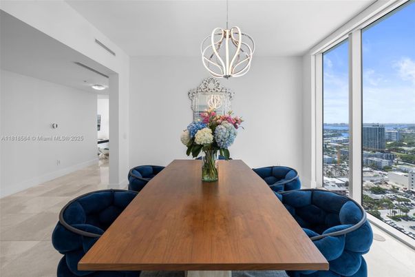 Dining room, Interior, Pendant Lights