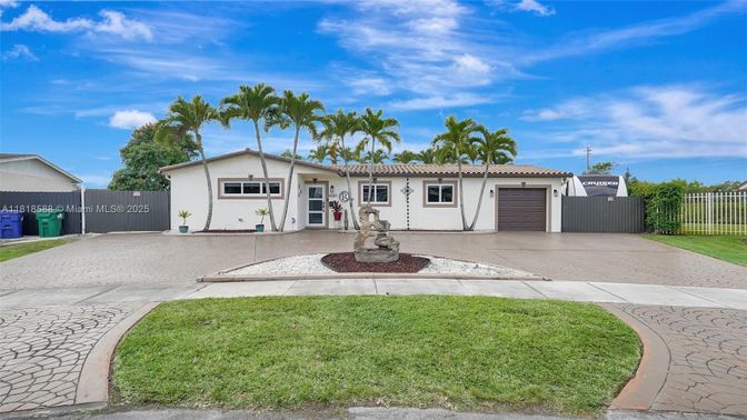 Attached, Backyard, Exterior, Facade, Ranch