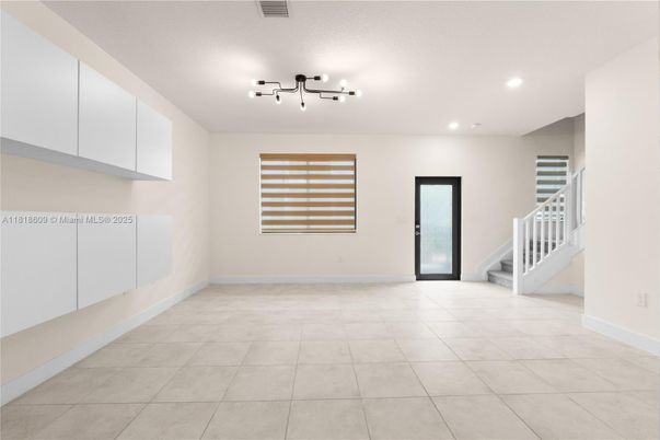 Empty room, Interior, Recessed Lighting
