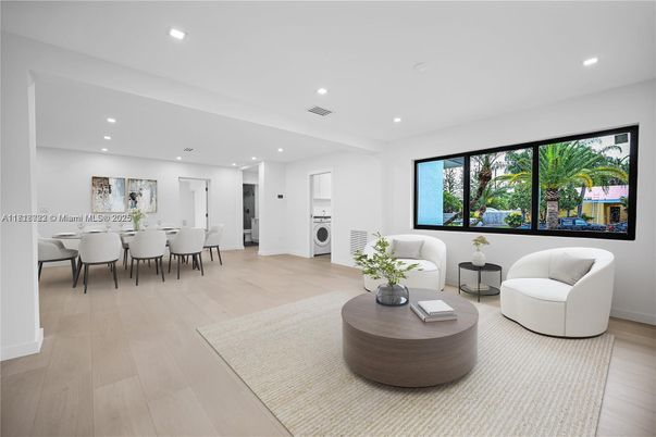 Dining room, Interior, Living room, Recessed Lighting, Wood Texture Flooring