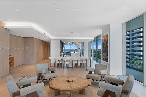 Dining room, Interior, Living room, Pendant Lights, Recessed Lighting