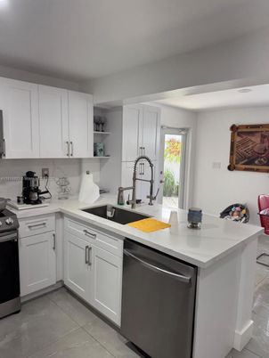 Interior, Kitchen, Stainless Steel Appliances