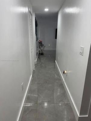 Interior, Recessed Lighting