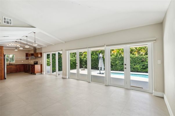 Interior, Kitchen, Pendant Lights