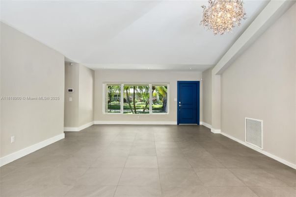 Chandelier, Empty room, Interior