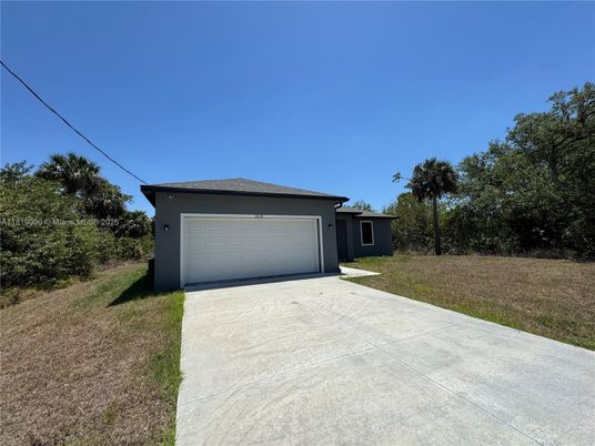 Backyard, Detached Garage, Exterior