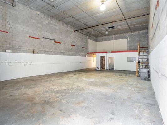 Garage, Interior, Stone Walls