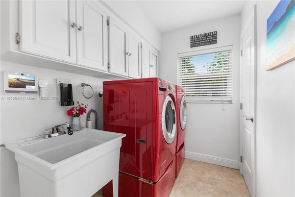 Interior, Washer
