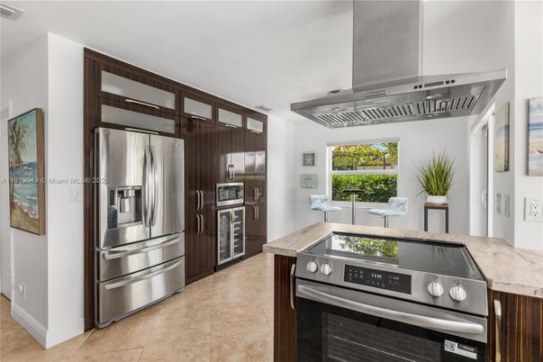 Interior, Kitchen, Stainless Steel Appliances