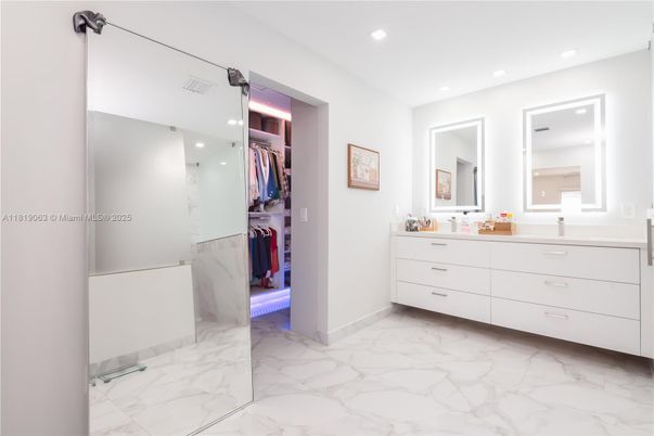 Bathroom, Interior, Marble, Recessed Lighting, Walk-in Closets