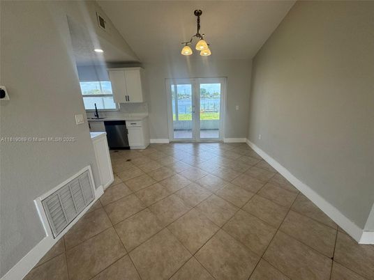 Interior, Kitchen, Pendant Lights, Recessed Lighting