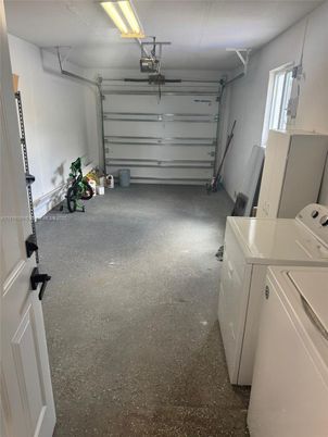 Garage, Interior, Washer