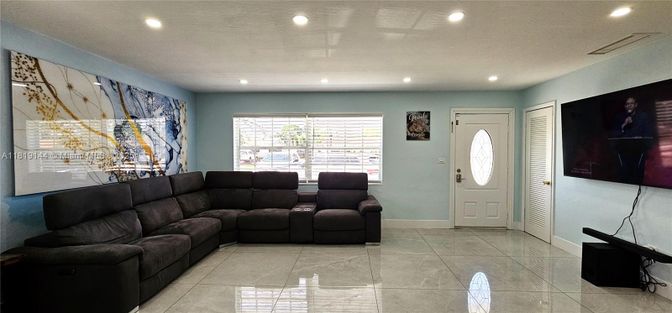 Interior, Living room, Recessed Lighting