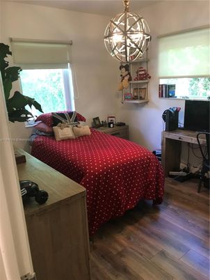 Bedroom, Chandelier, Interior, Pendant Lights, Wood Texture Flooring