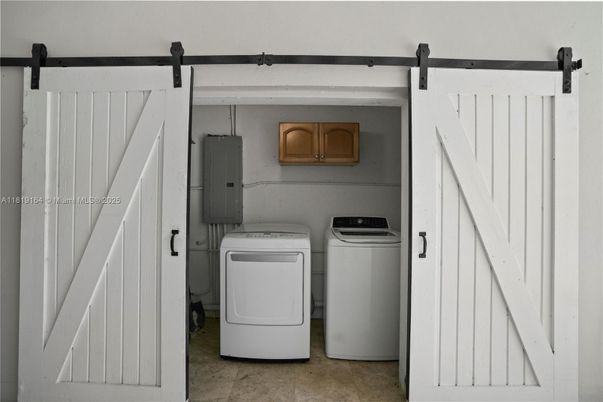 Interior, Washer