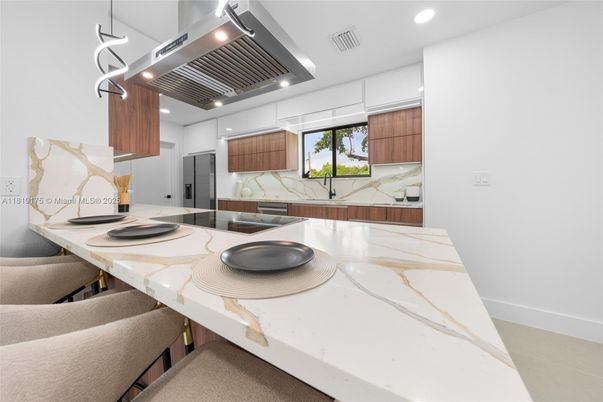 Interior, Kitchen, Recessed Lighting