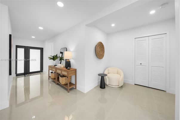 Interior, Recessed Lighting