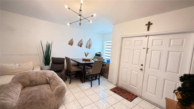 Dining room, Interior, Pendant Lights