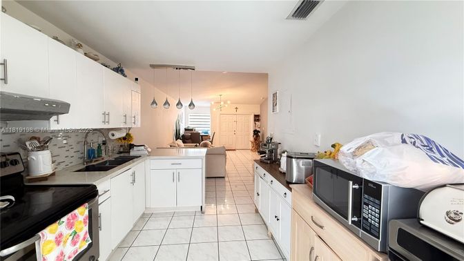 Interior, Kitchen, Pendant Lights