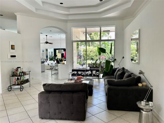 Dining room, Interior, Living room, Recessed Lighting