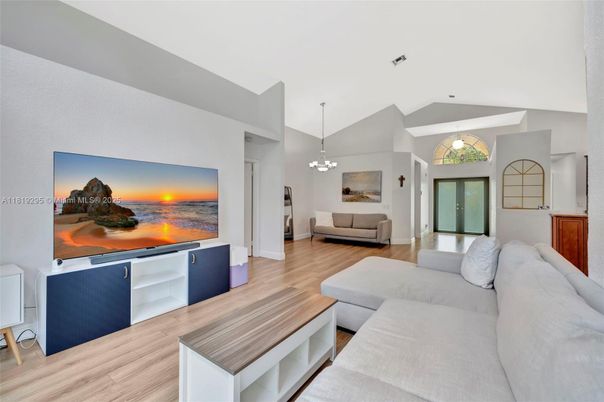 Interior, Living room, Pendant Lights, Water, Wood Texture Flooring