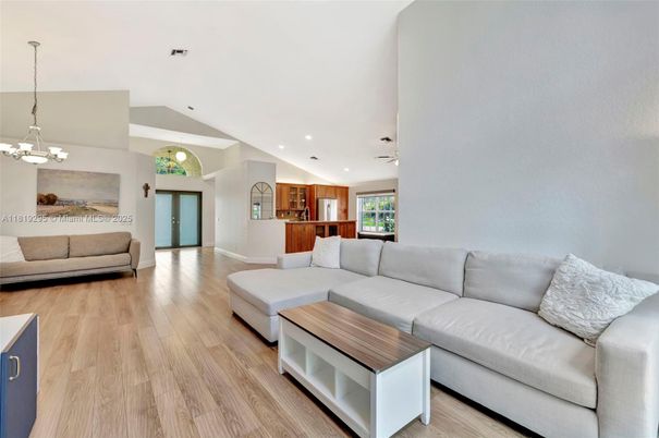 Chandelier, Interior, Kitchen, Living room, Pendant Lights, Recessed Lighting, Wood Texture Flooring